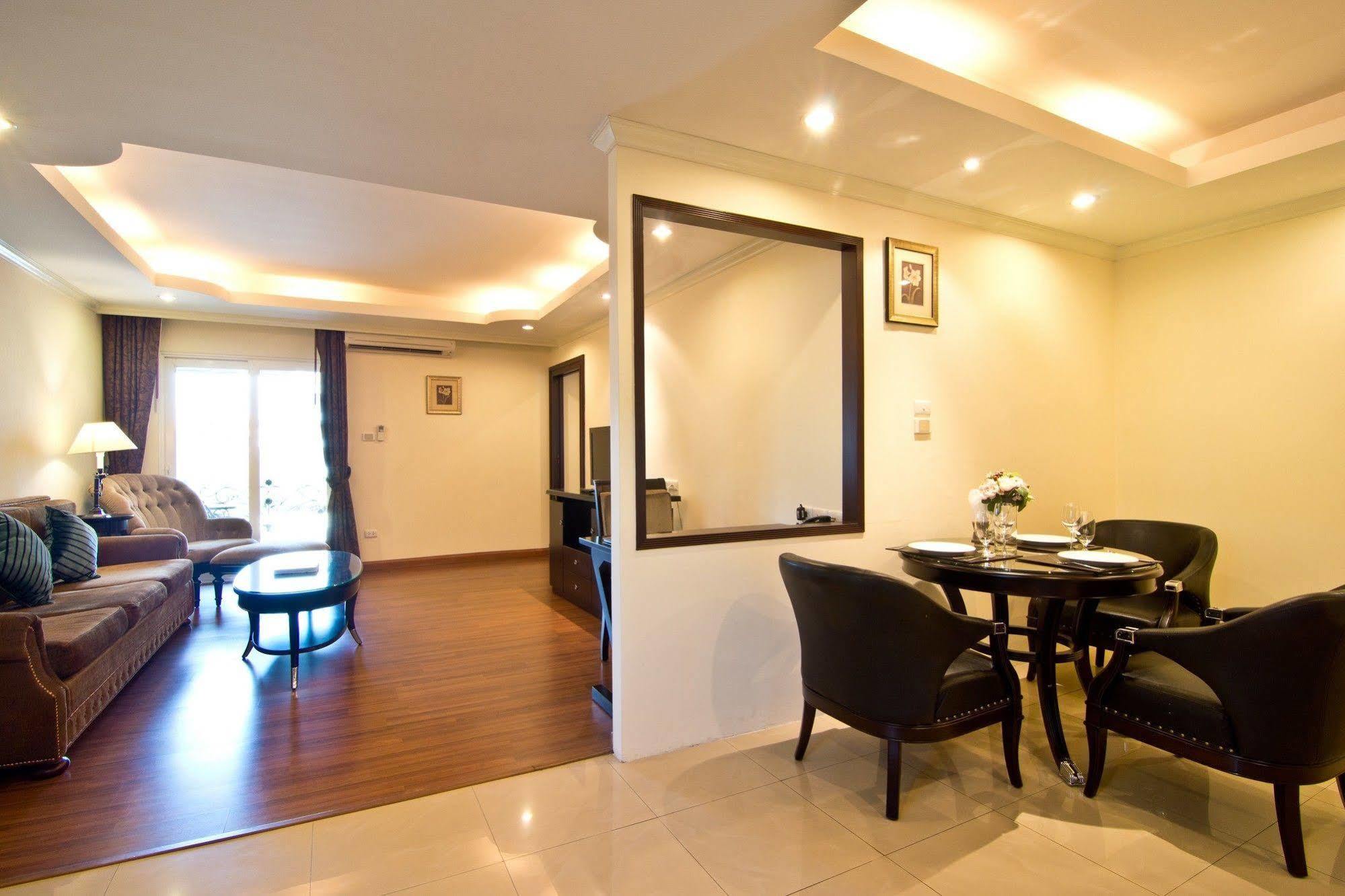 Lk Royal Suite Pattaya Zewnętrze zdjęcie